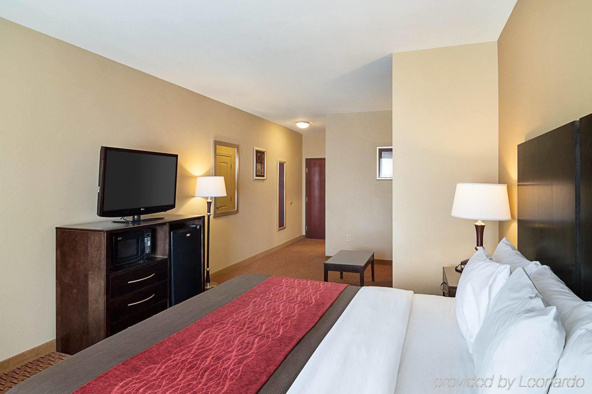 Comfort Inn & Suites Monahans I-20 Exterior photo